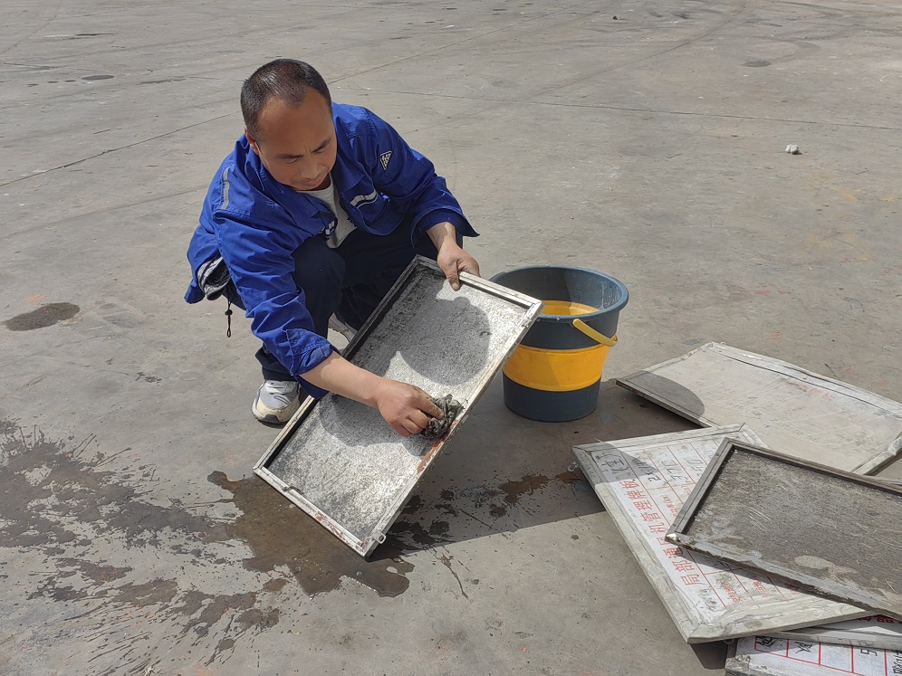 图一：洗濯接纳的瓦斯检查牌板.jpg